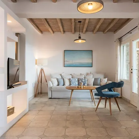 Mykonos Divino * Tourlos