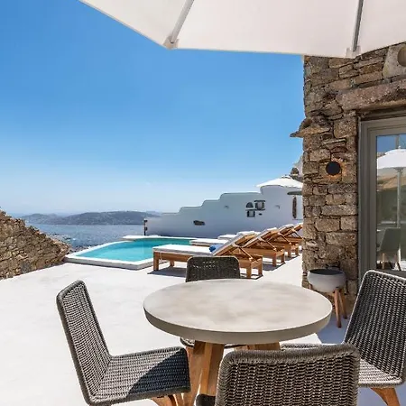 Mykonos Divino Tourlos