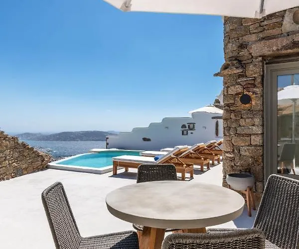 Mykonos Divino Tourlos