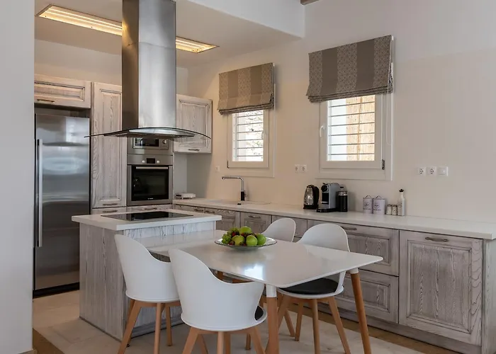 Mykonos Divino * Tourlos