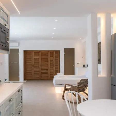 Mykonos Divino * Tourlos